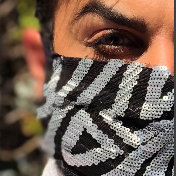 Lace sparkle face mask - Picture 1 of 3